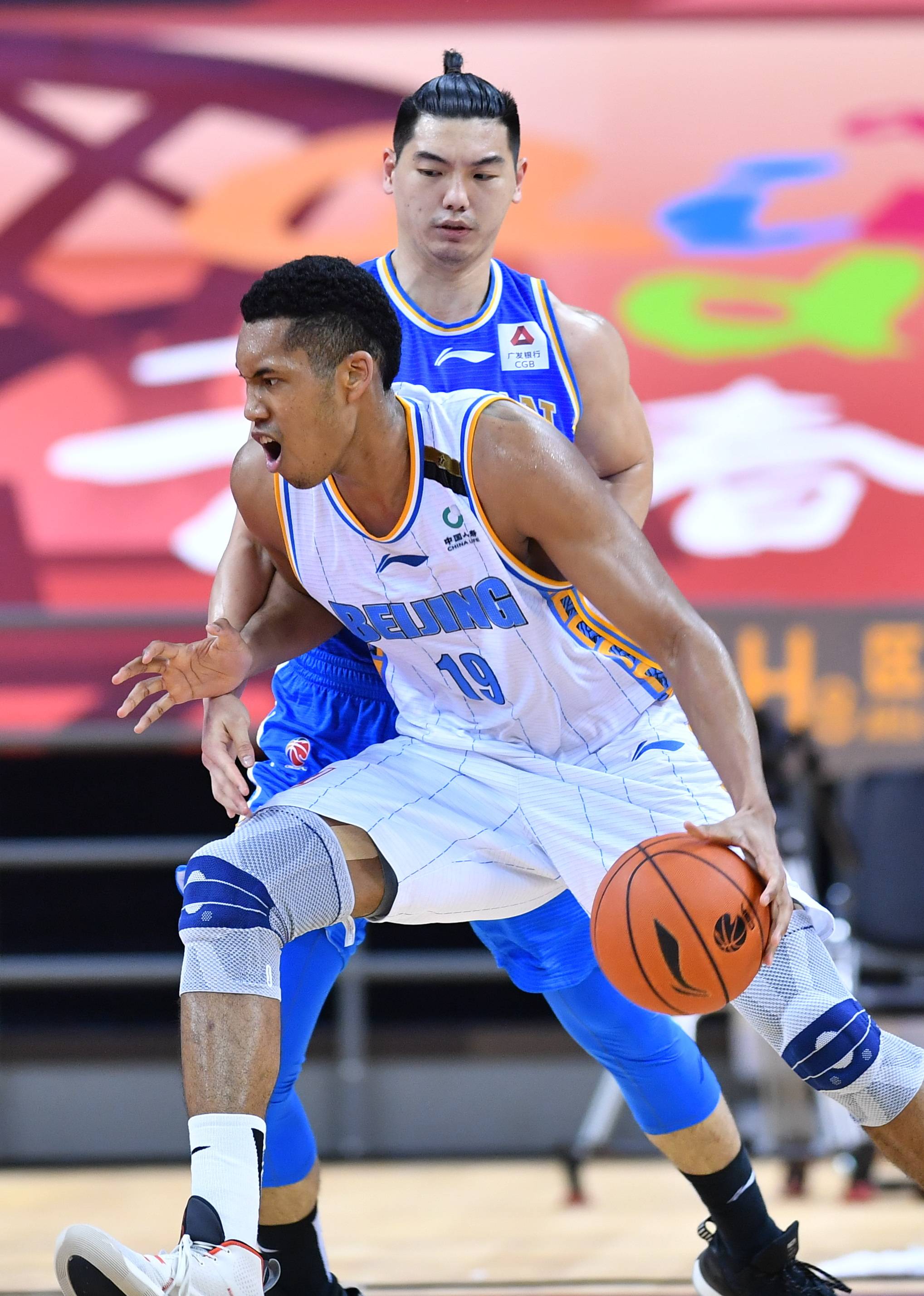 这场世界瞩 这场世界瞩