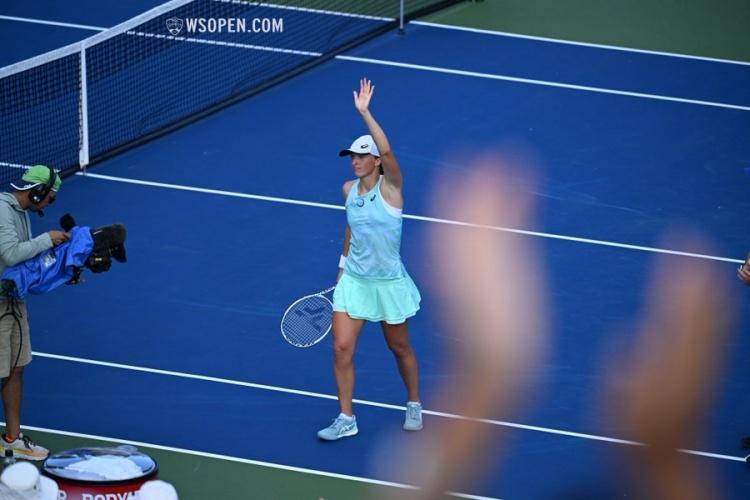 然展现出了 然展现出了