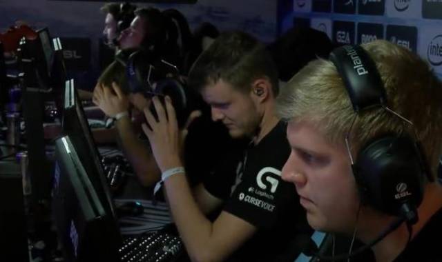 费尔南德斯 费尔南德斯