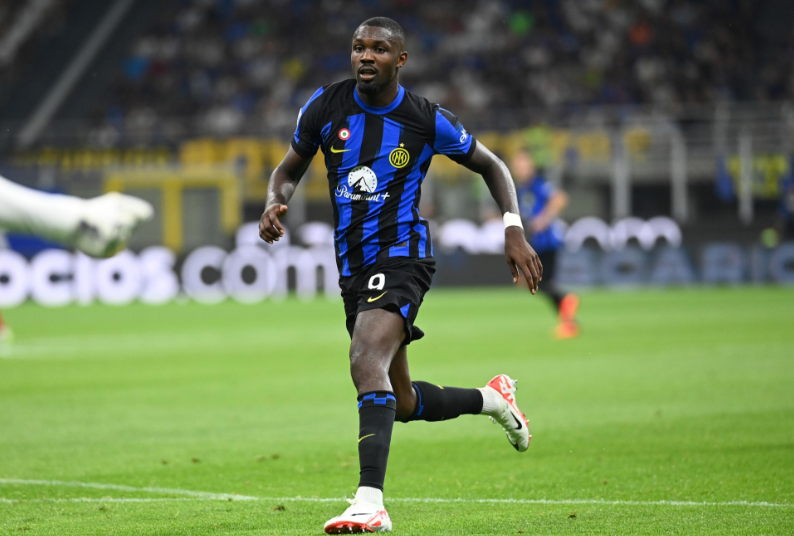 体育夺冠：不留遗憾的意大利火炮佩莱