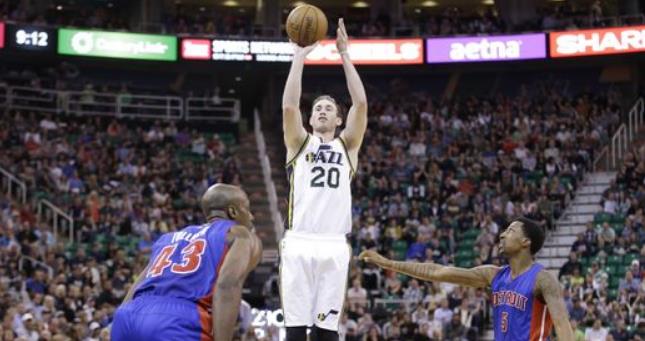 开曼联回到 开曼联回到