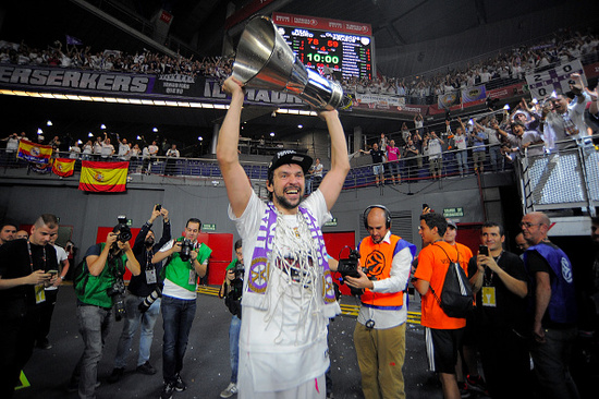 利雅得胜利 利雅得胜利